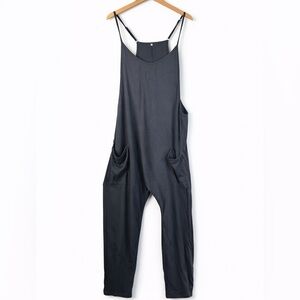 Amazon Gray Jumpsuit with Pockets NWT